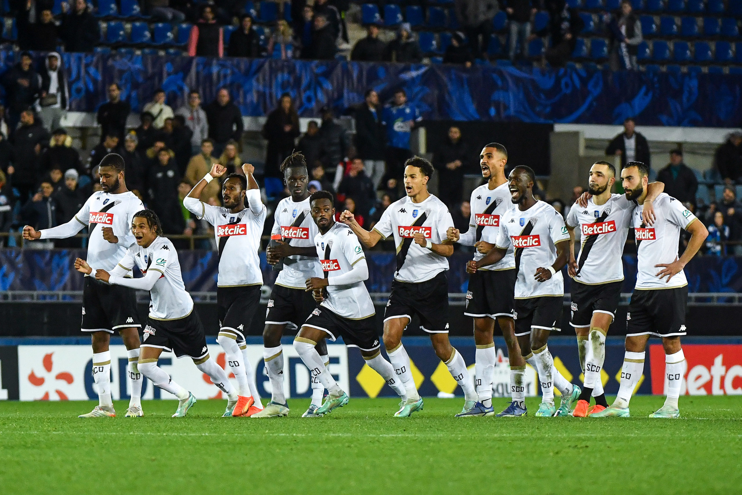Revivez la qualification en 16es de finale de Coupe de France face au ...