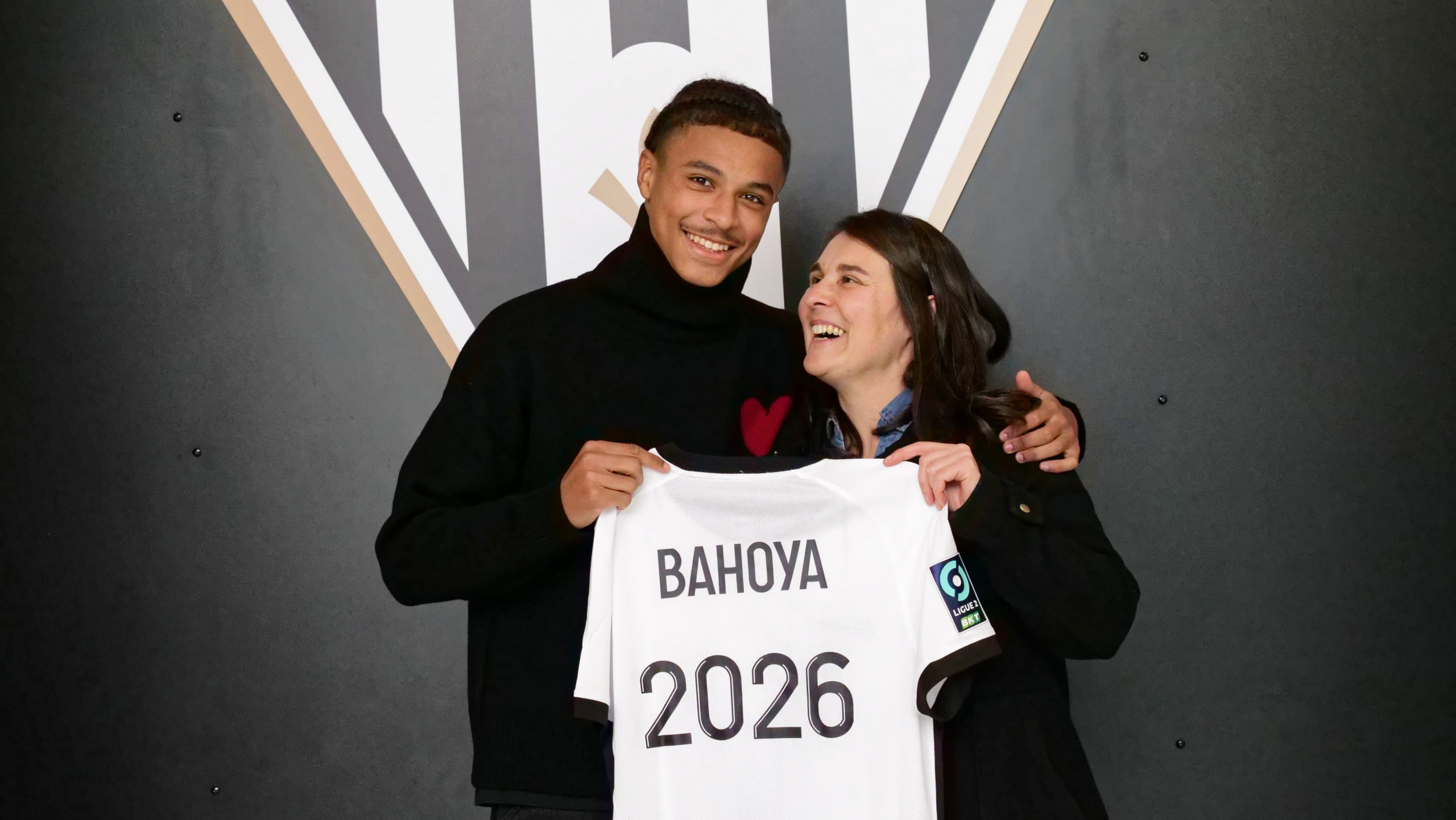 JeanMattéo Bahoya prolonge jusqu’en 2026 ! Angers SCO